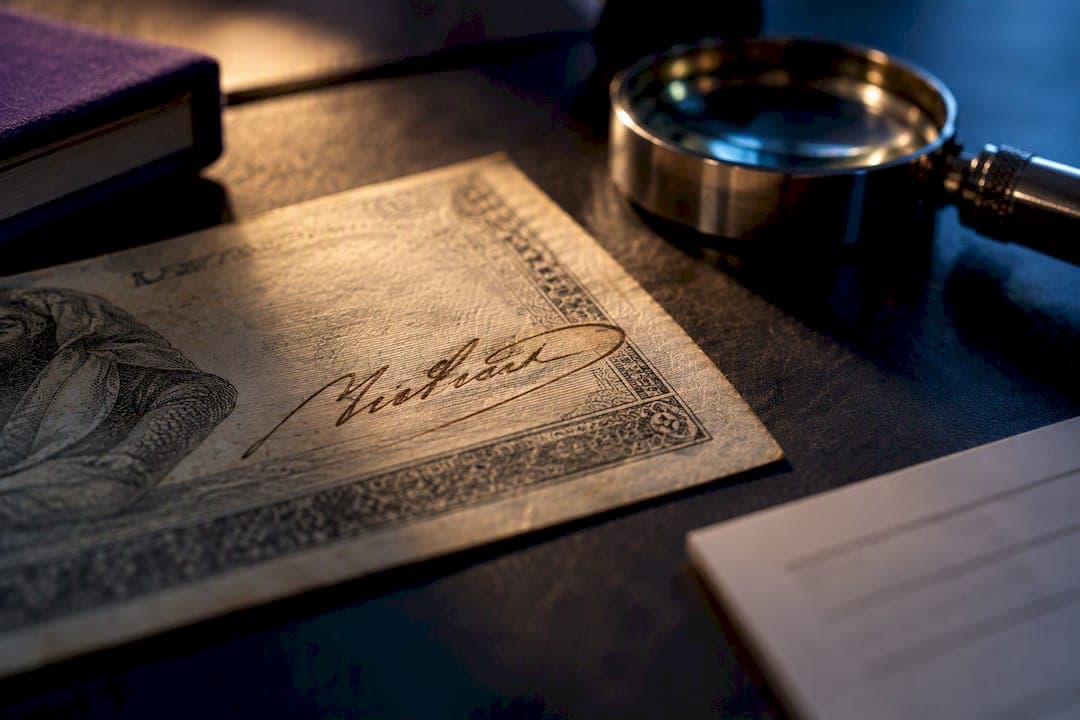 Firmas en billetes: qué significan y quién las estampa